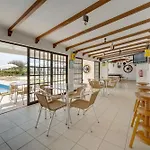Apartahotel Muthu Balaia Sol