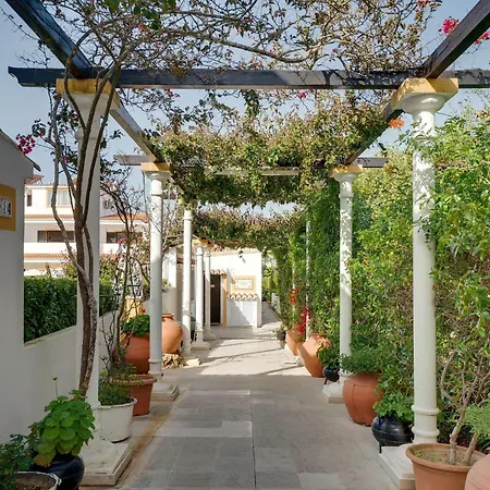 Muthu Balaia Sol 아파트호텔 3*