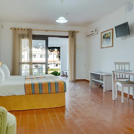 Muthu Balaia Sol 알부페이라